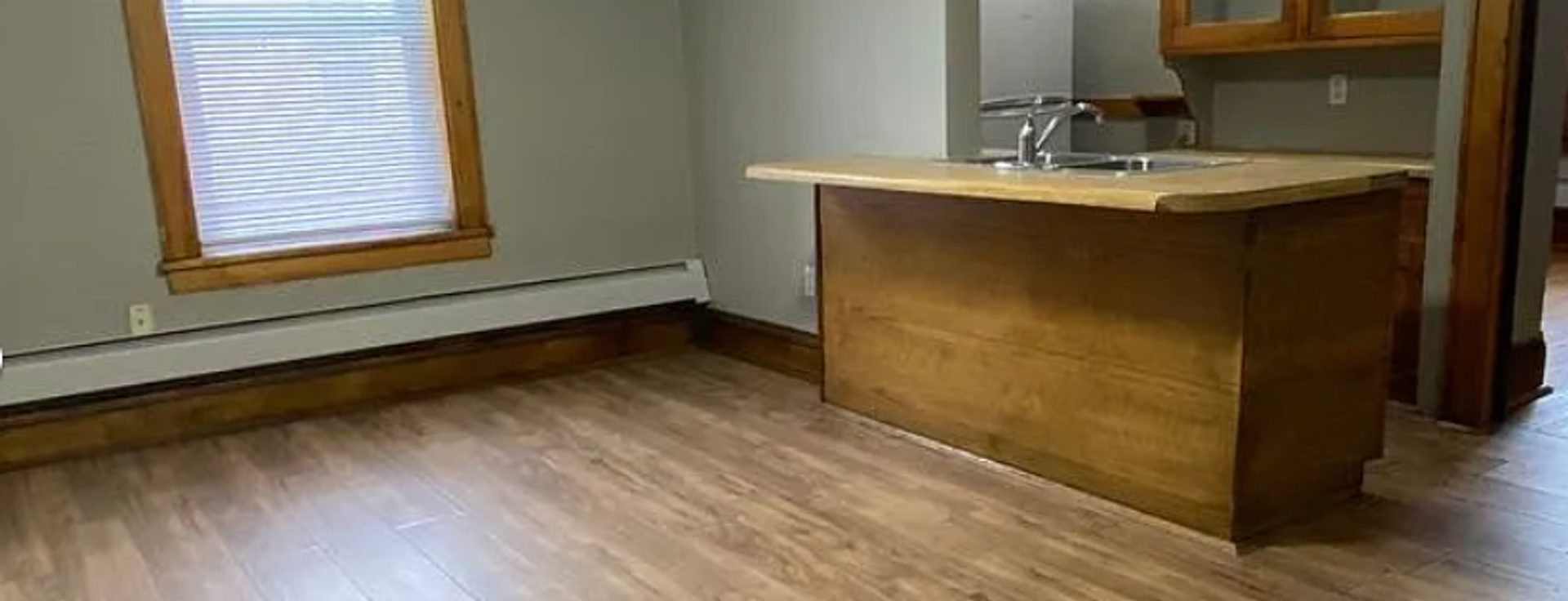 Minneapolis Apartment: 1818 Park Ave S