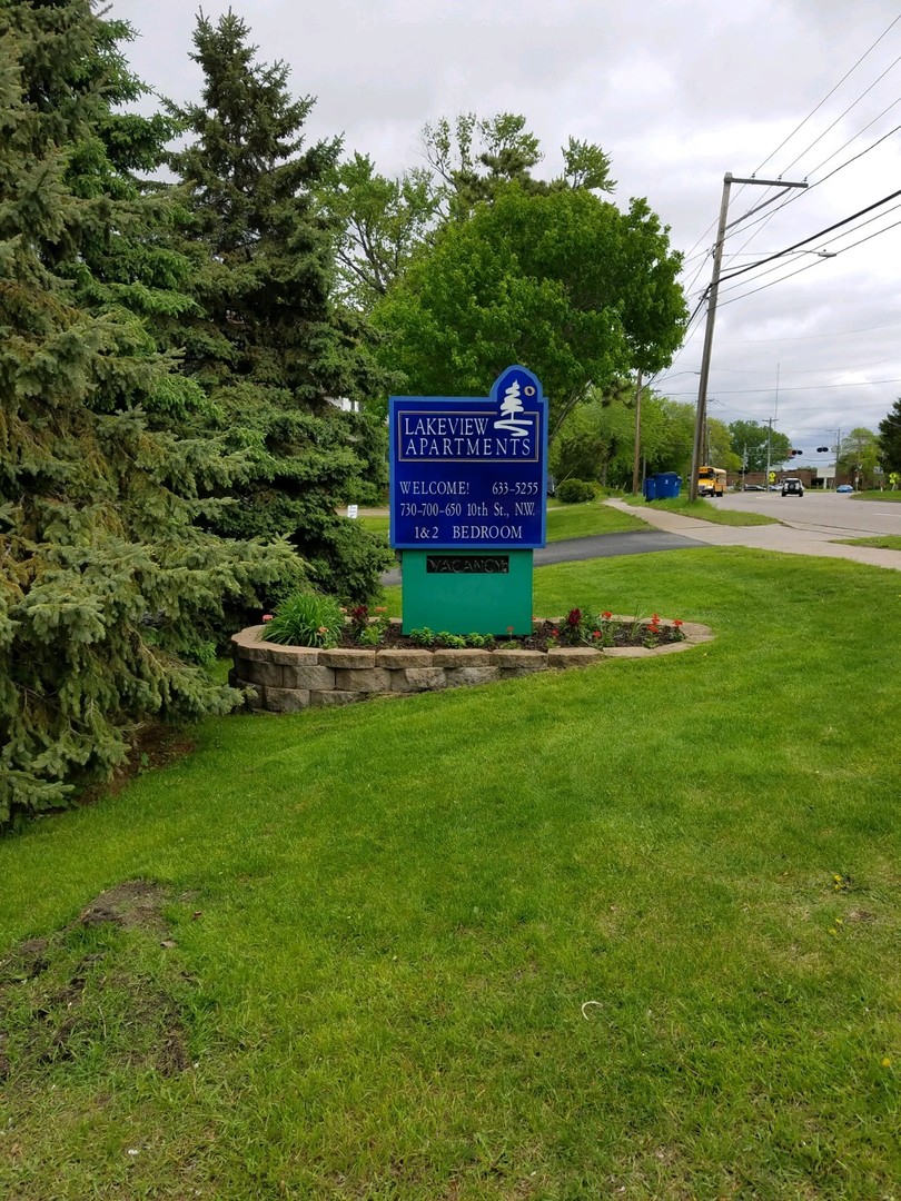 New Brighton Apartment: 730 10th Street