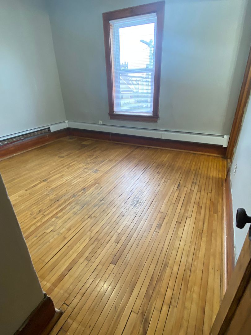 Minneapolis Apartment: 1818 Park Ave S