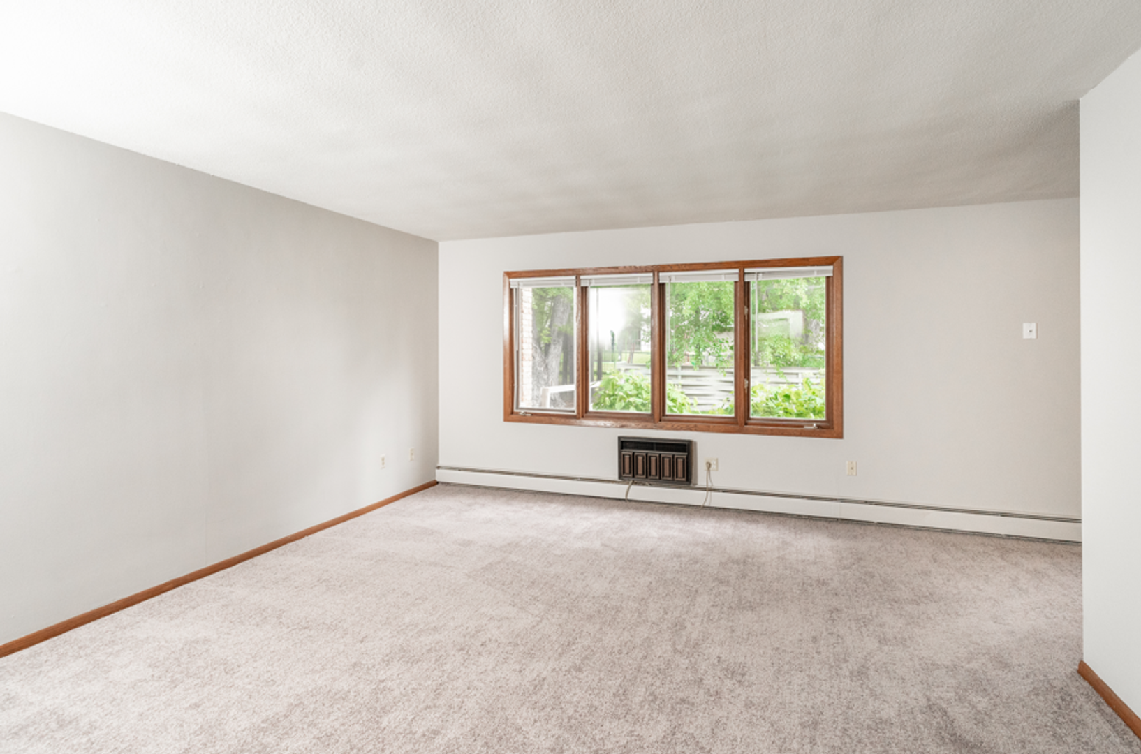 Bloomington Apartment: 10108 Penn Ave S