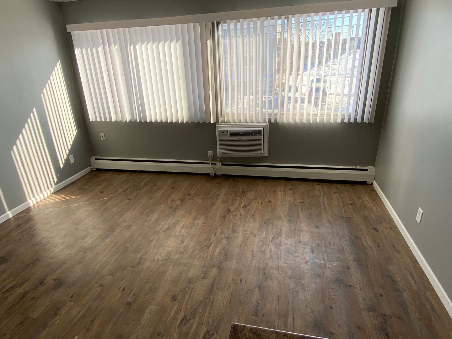 Minneapolis Apartment: 2747 Stevens Ave