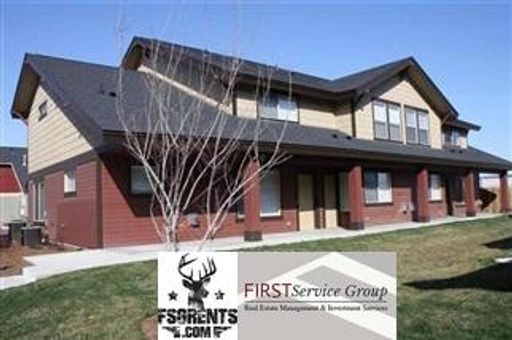 Newer 3 bed, 2 bath, 2 car garage townhome!!! – photo 1