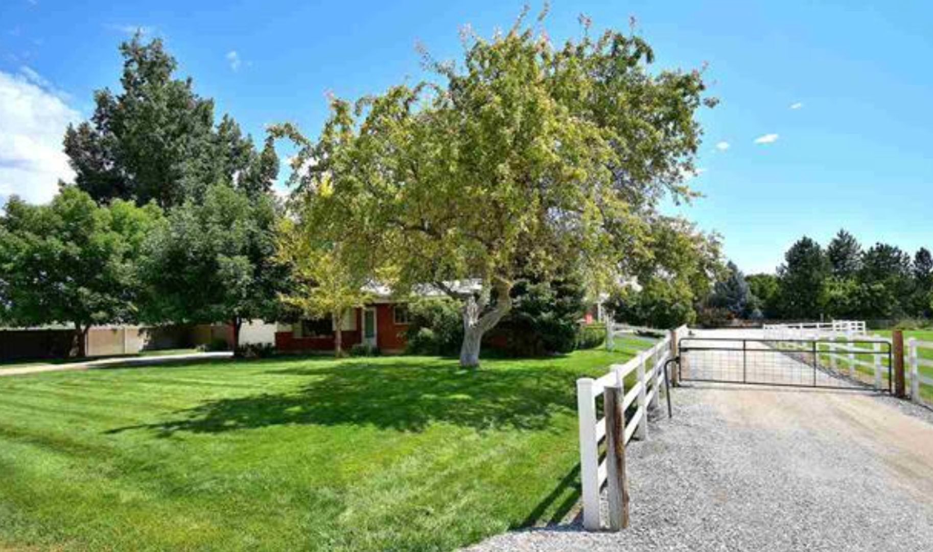 Meridian House: 3650 S Eagle Road