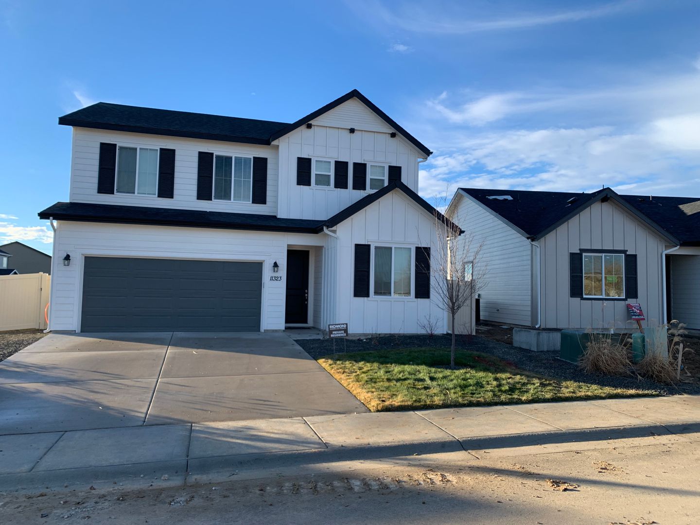 Caldwell House: 11323 Willamette Way