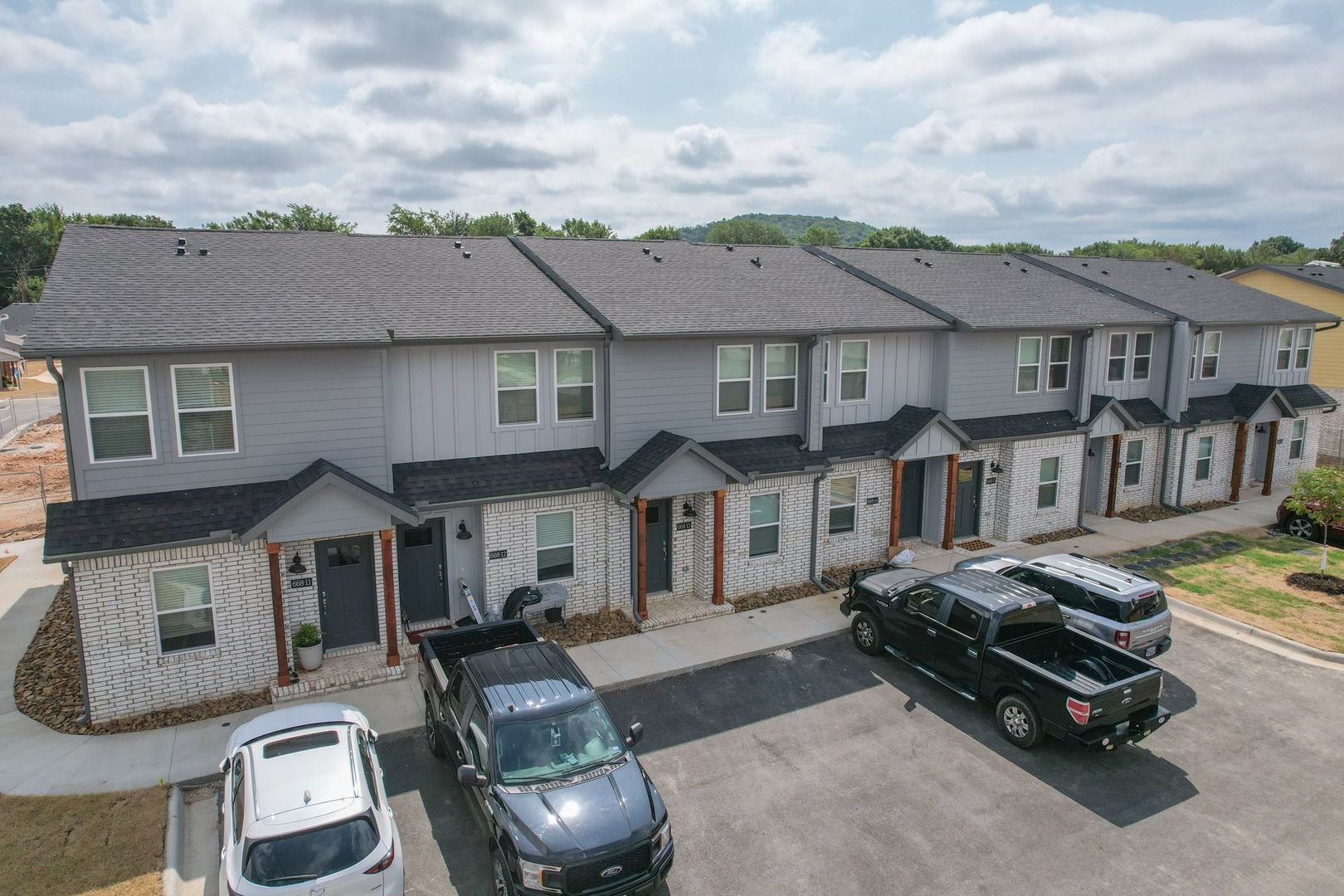 Fayetteville Townhome: 668 N Littleleaf Terrace, #18
