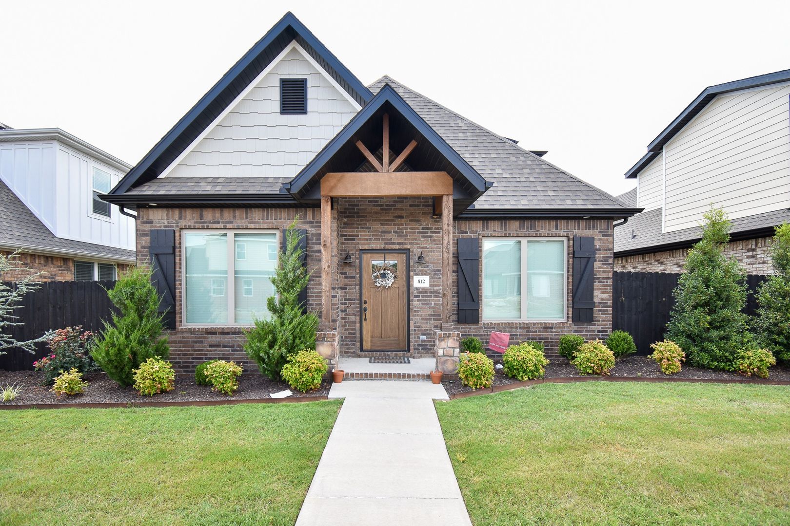 Fayetteville House: 812 N Malbec Rd
