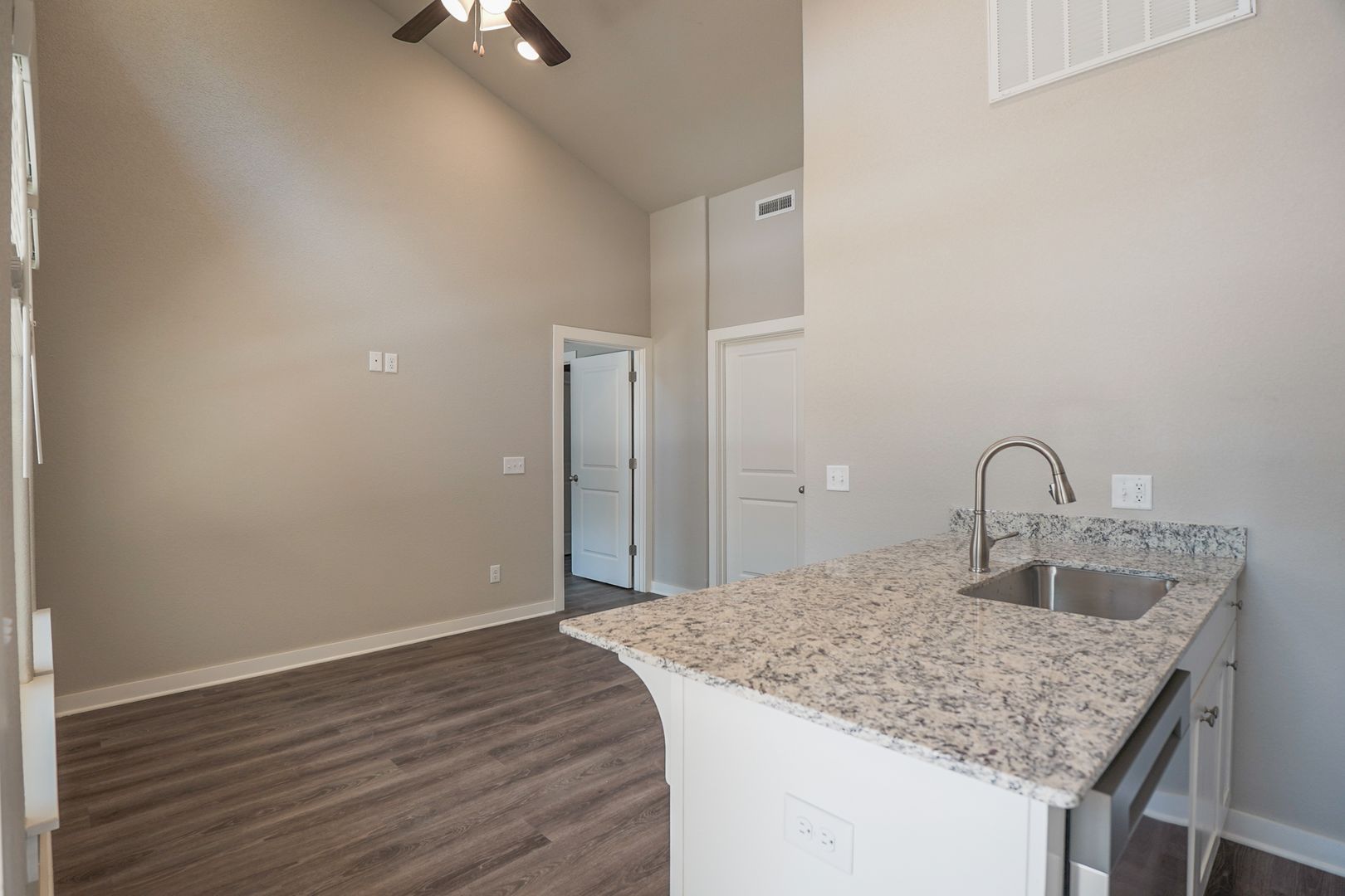 668 N Honey Locust Bend-C38 FH Cottages 5 of 12