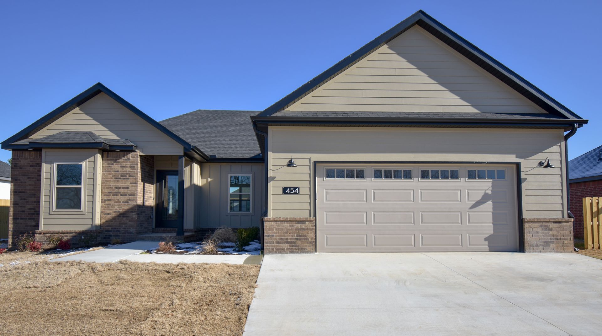 Farmington House: 454 N Tacoma Street