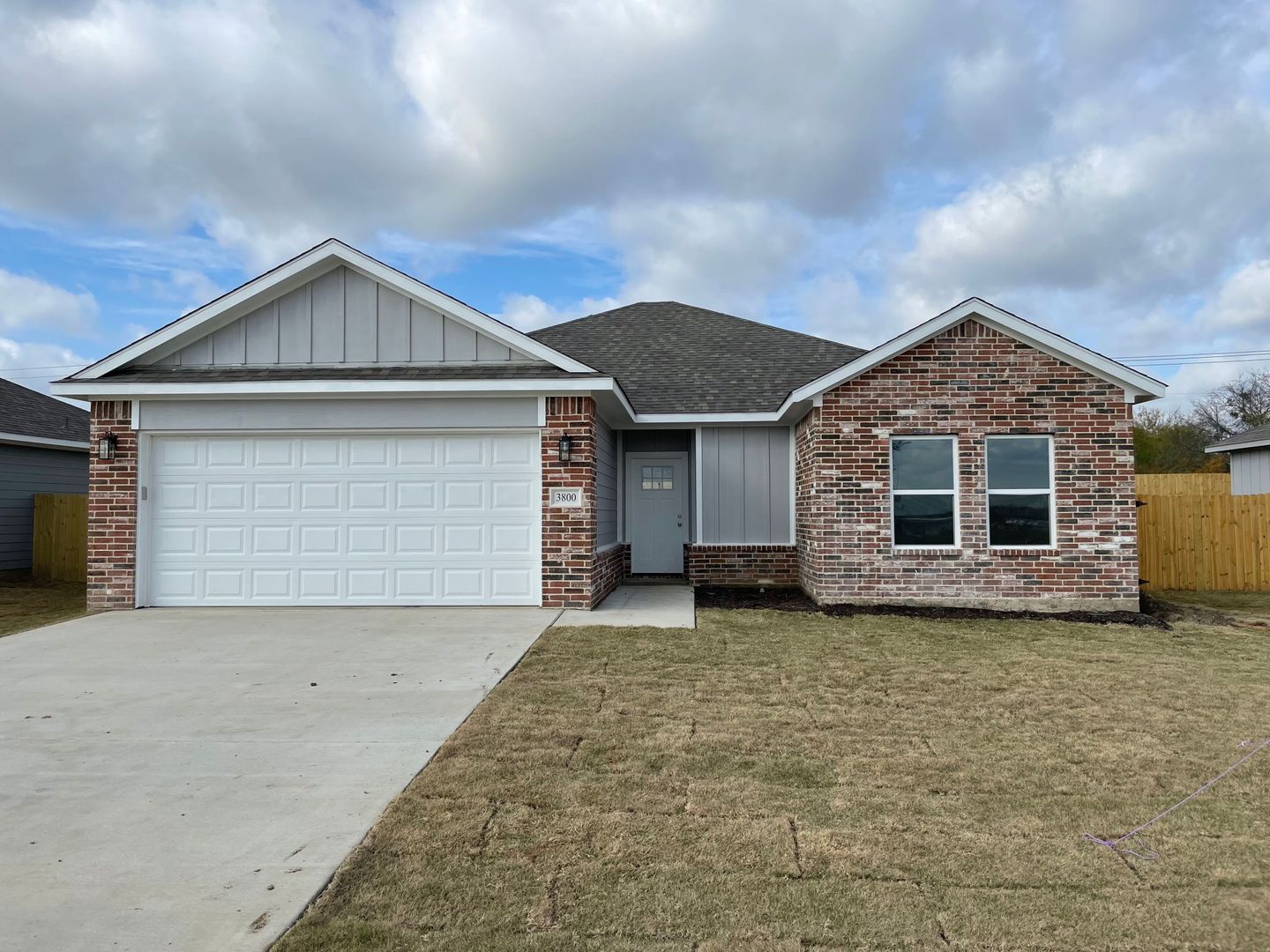 3 BR/2 BA Corsicana Home