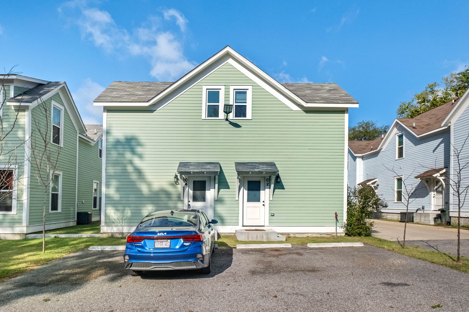 Fayetteville Apartment: 772 S Locust Ave