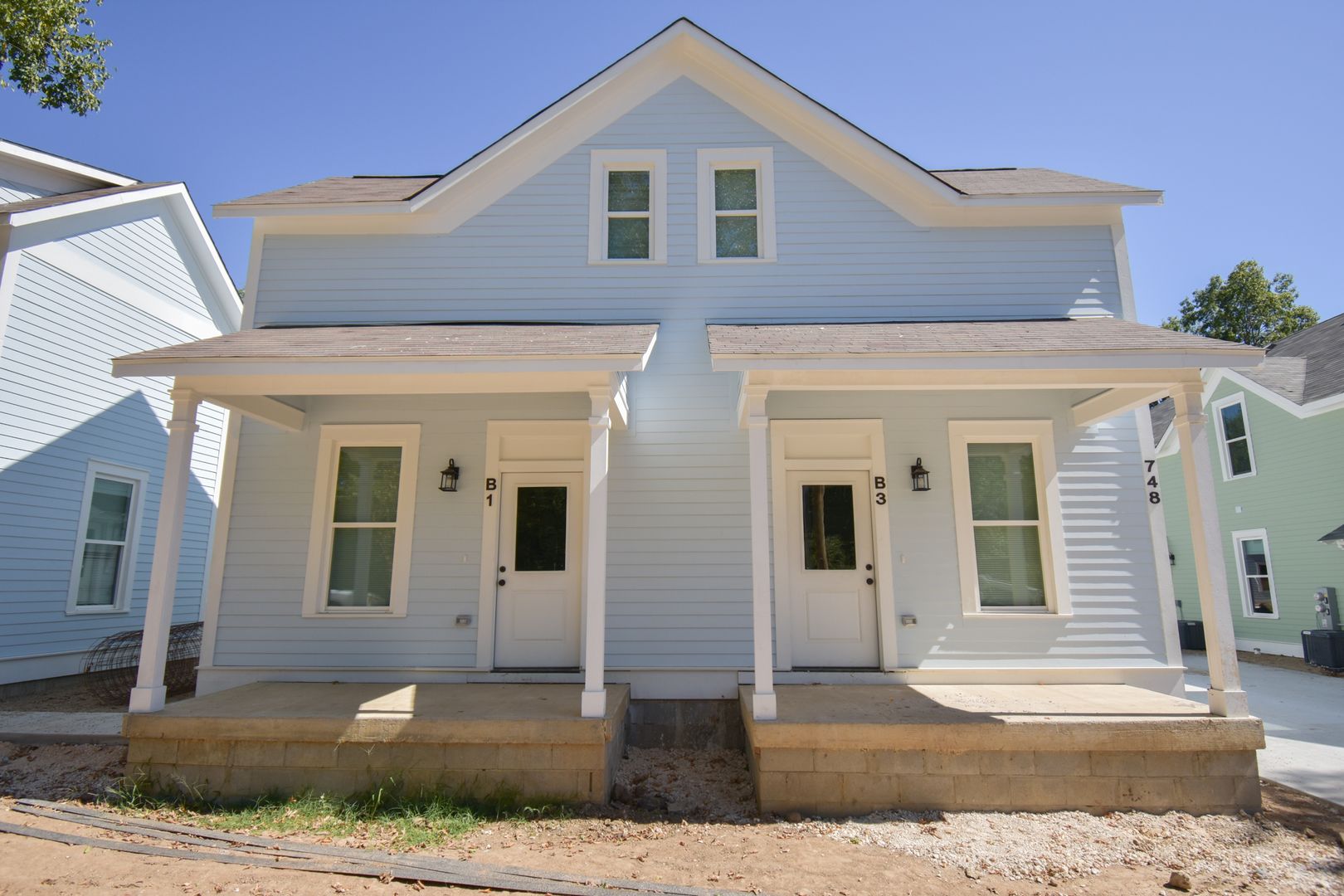 Fayetteville Apartment: 748 S  Locust Ave