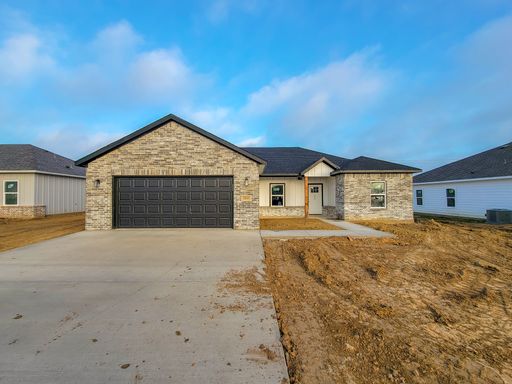 3 BR/2 BA Home in Corsicana! – photo 1