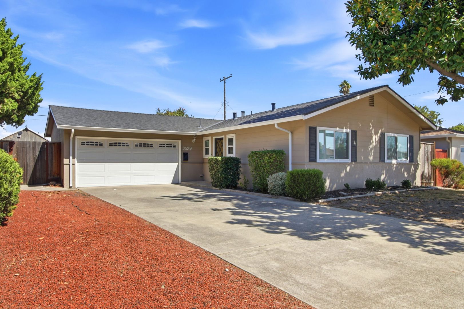 Santa Clara House: 3529 Clinton Avenue