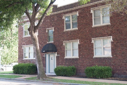 Saint Louis Apartment: 3440 Delor