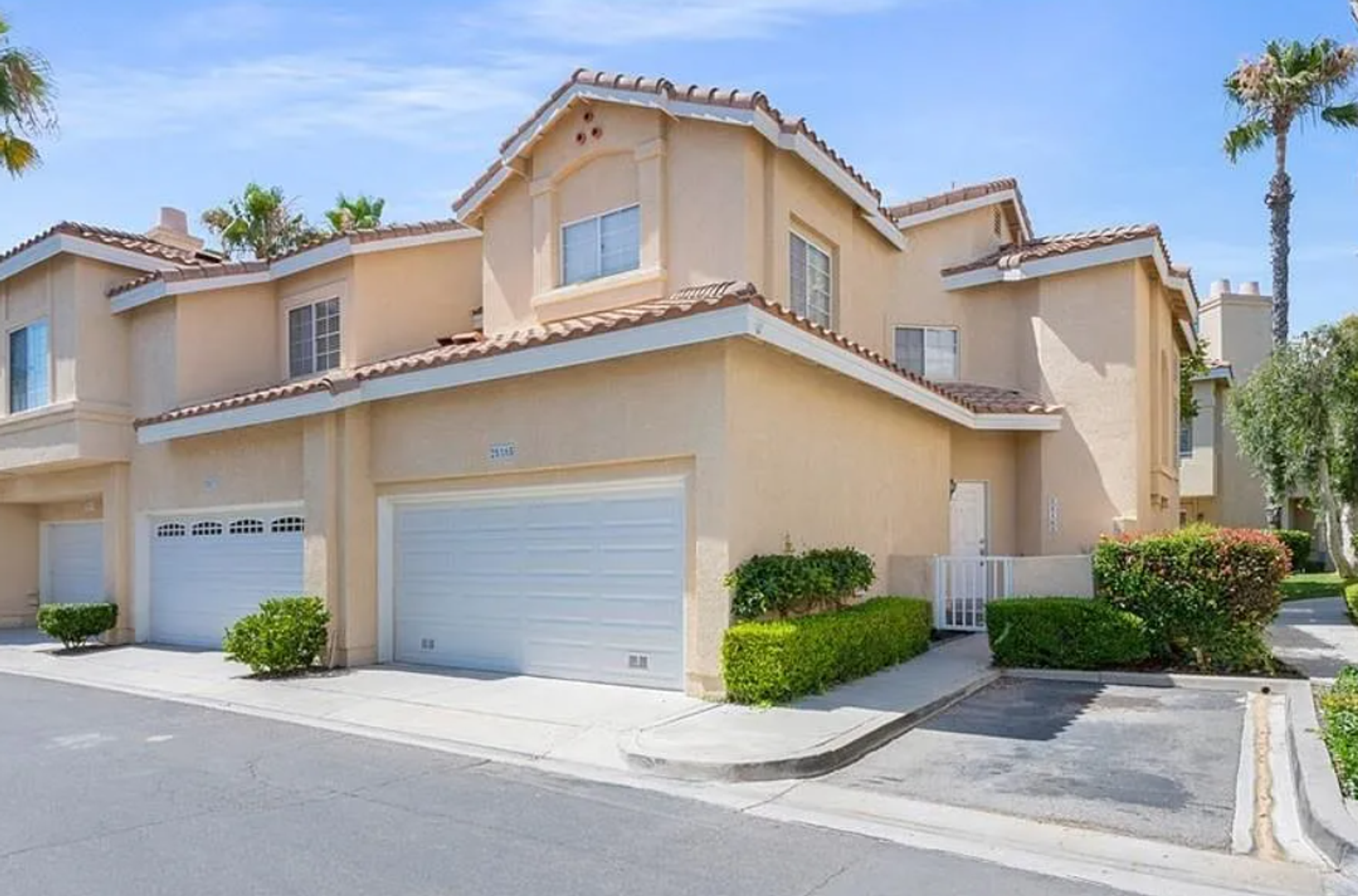 Laguna Niguel Condo: 25165 Via Azul