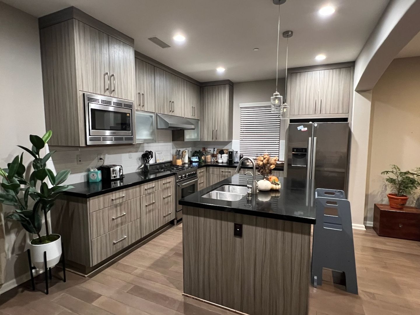 Irvine House: 236 Firefly