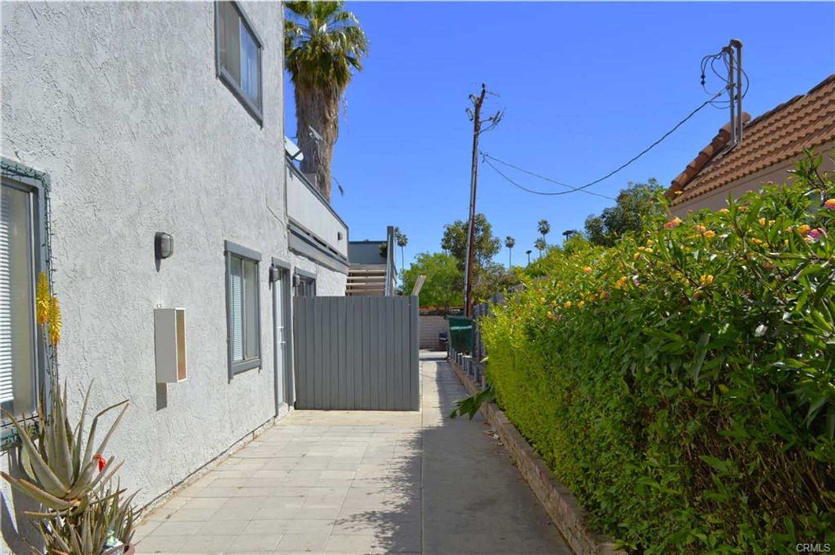 Riverside Apartment: 3741 Harvill Lane