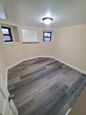 *Half Off of Rent!* Updated 3 bedroom 2 bath in Heart of Chicago – photo 1