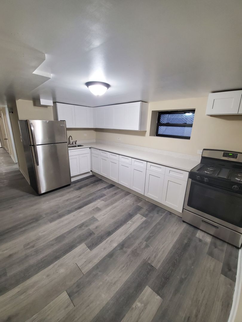 Chicago Apartment: 3245 W. 23rd St