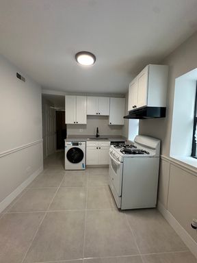 2 Bed / 1 Bath - REHAB – photo 1