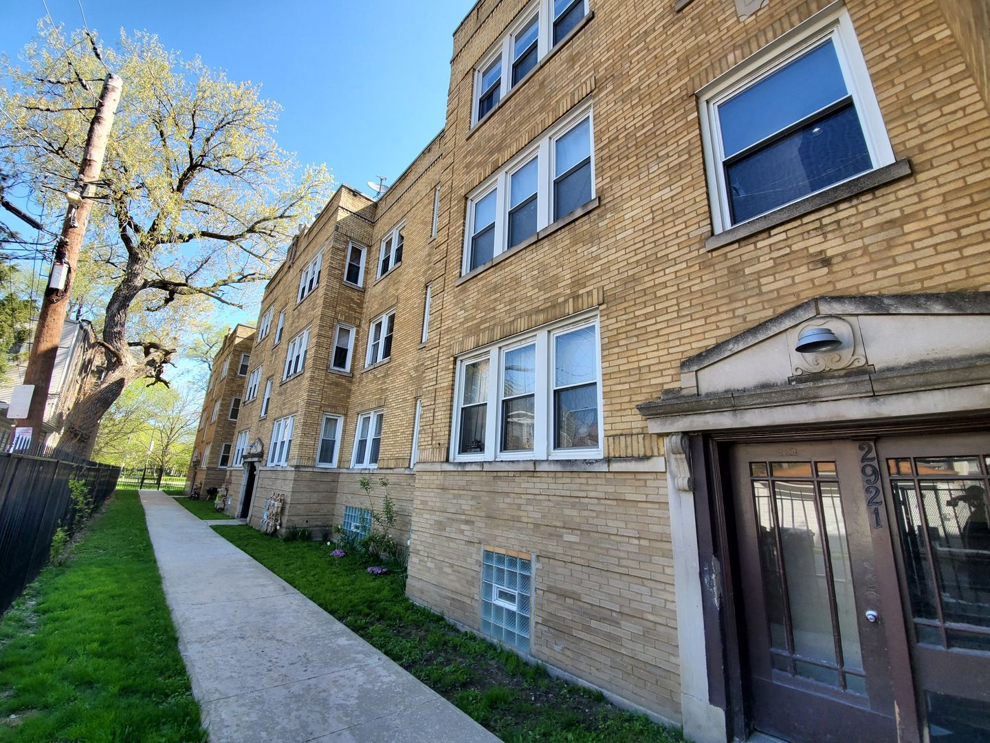Chicago Apartment: 2917-21 W. 24th Blvd