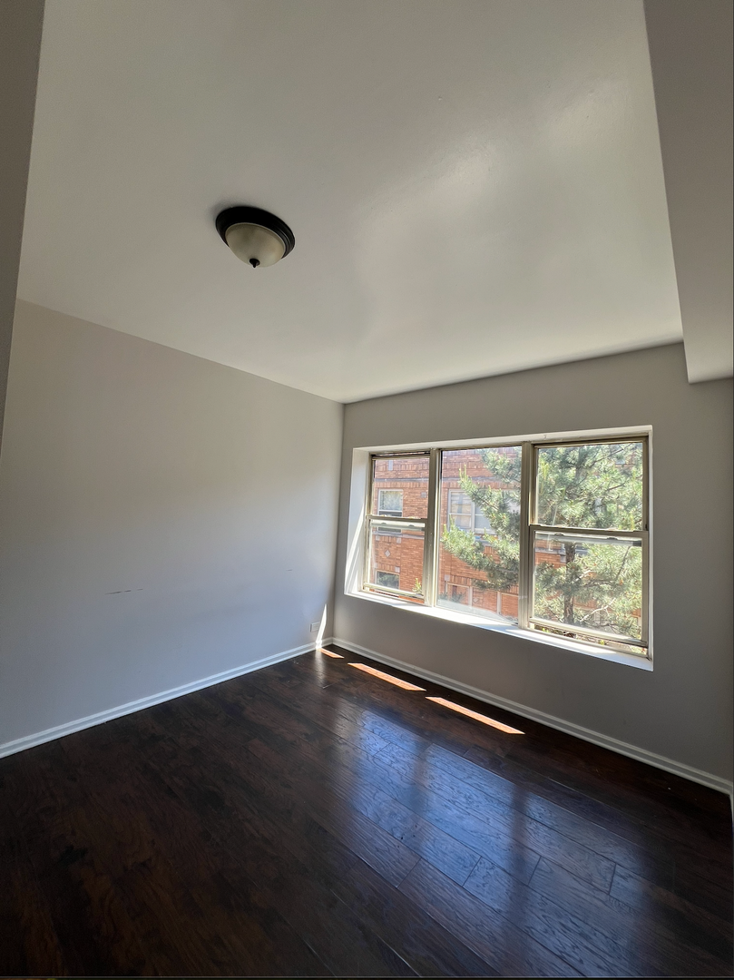 Chicago Apartment: 3001-09 W. 19th St