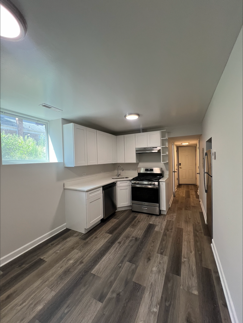 Chicago Apartment: 3404 S. Morgan St