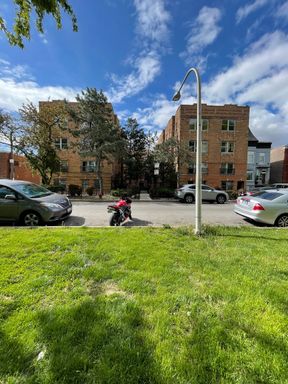Newly rehabbed spacious 2 bedroom 1 bath – photo 1
