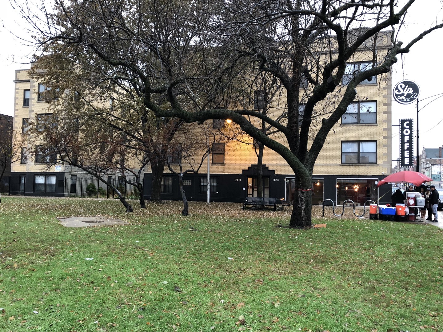 Chicago Apartment: 2200-2210 S. Marshall Blvd
