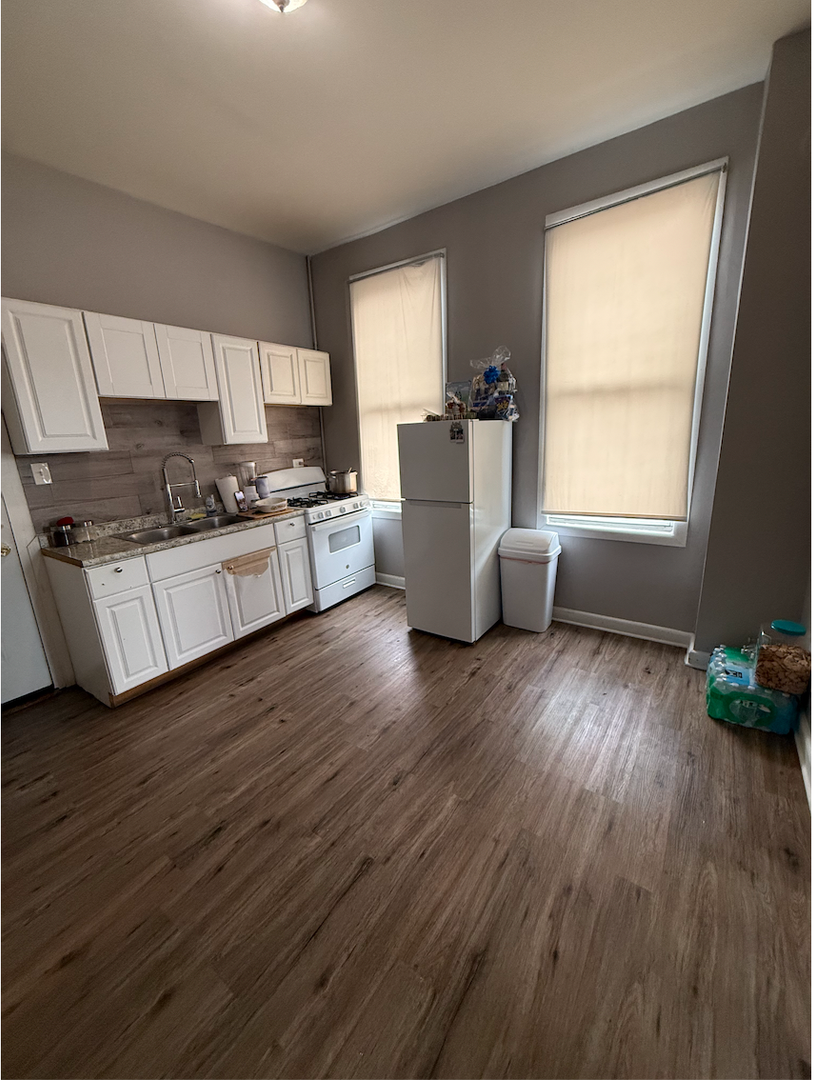 Chicago Apartment: 2143 S. Fairfield Ave