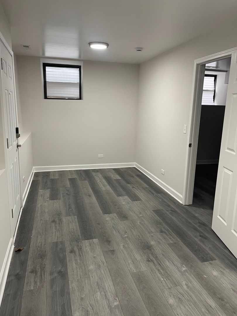 Chicago Apartment: 1626 S. Throop St