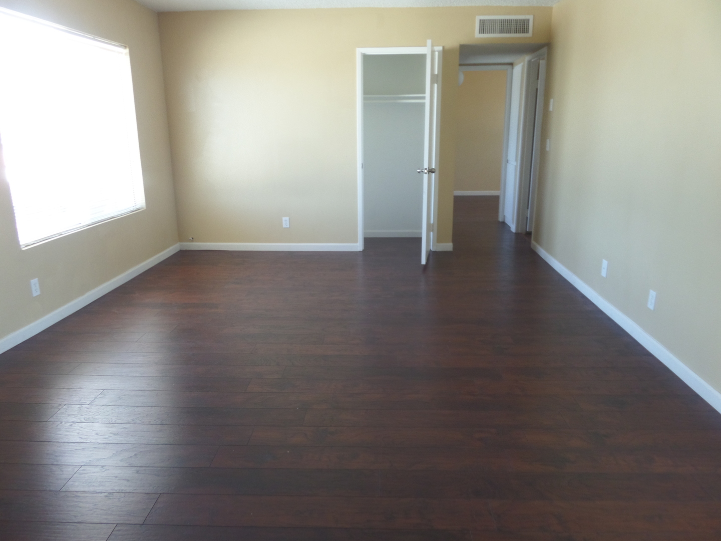 Sierra Vista Apartment: 4404 Plaza Vista unit D