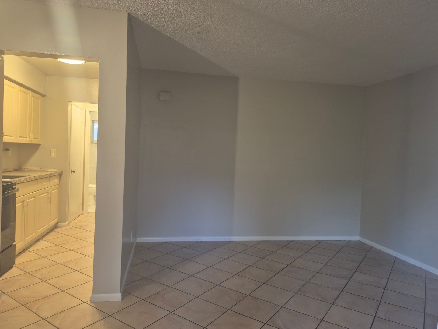 Fort Lauderdale Apartment: 1129 NE 5th Terr