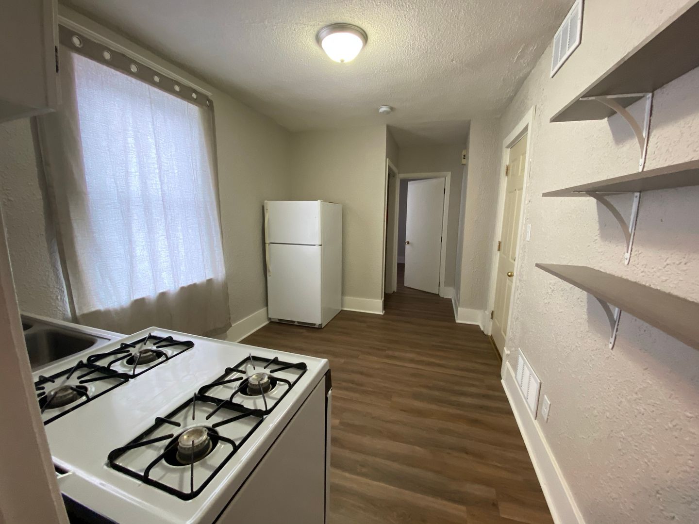 North Mankato Apartment: 300 Belgrade Ave