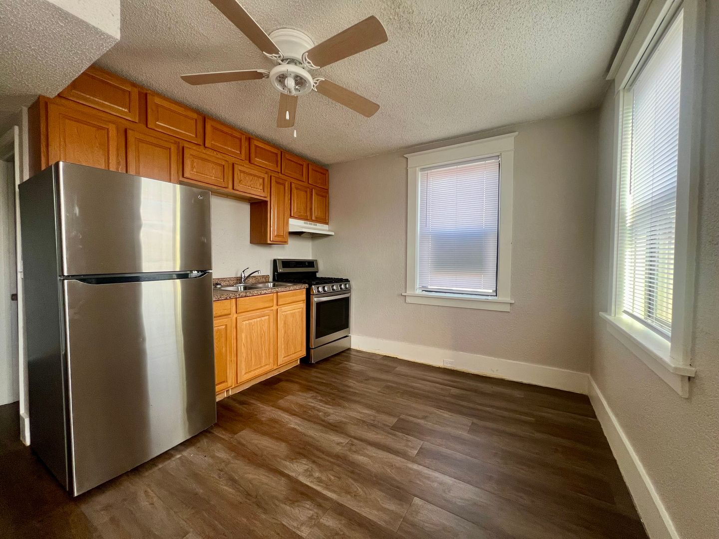 North Mankato Apartment: 300 Belgrade Ave