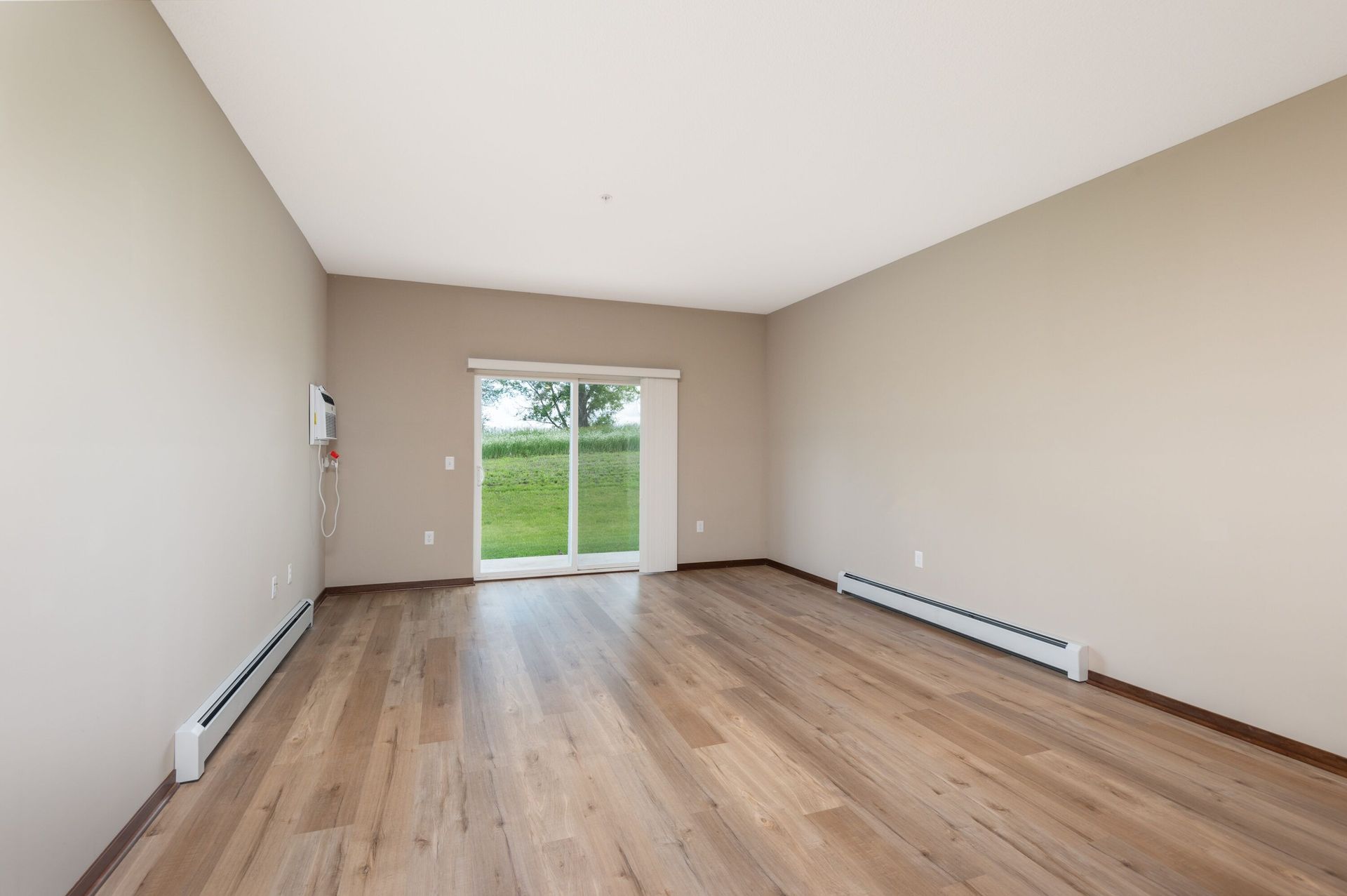 St. Peter Apartment: 2043 Clark St.