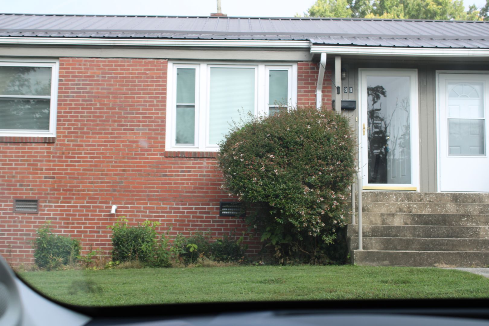 Brevard House: 88 Trowbridge Lane