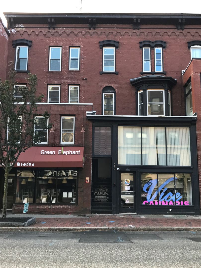 Portland, Apartment: 610 Congress St.
