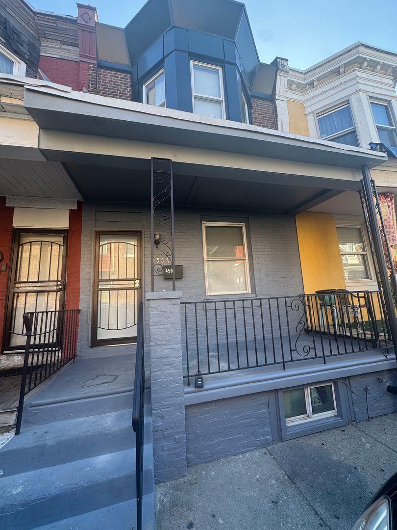 Philadelphia House: 4561 N Colorado St