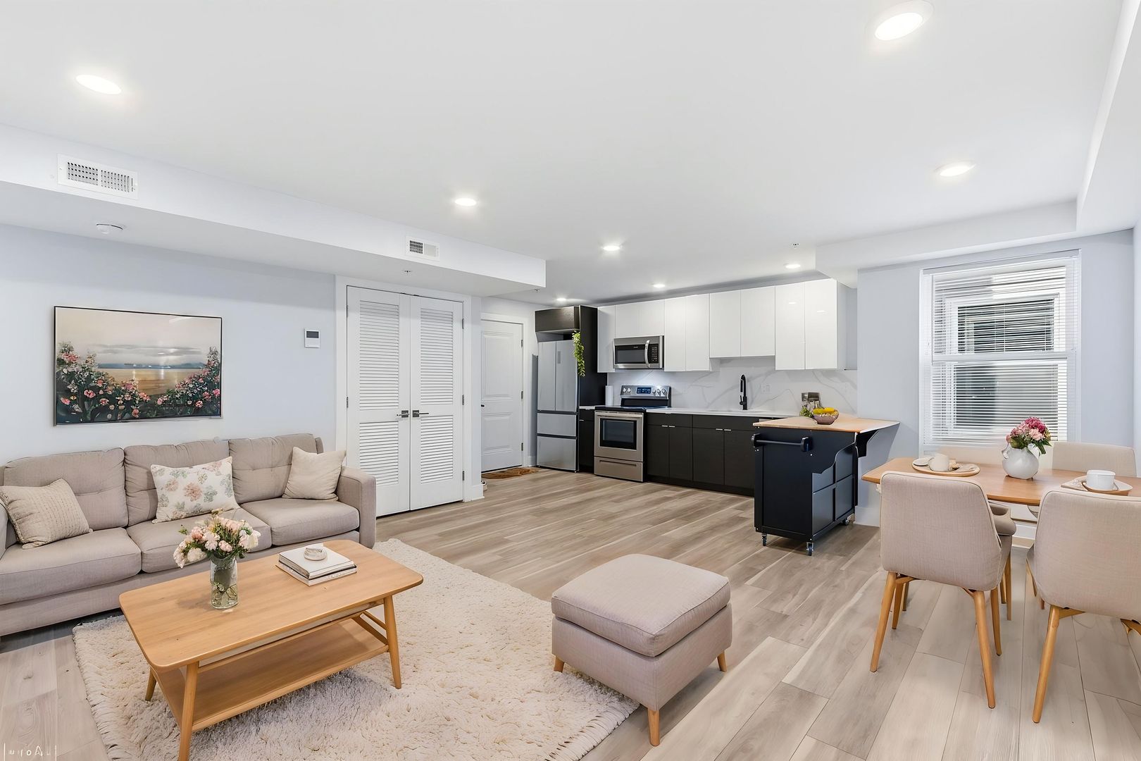 Philadelphia Apartment: 3714 Haverford Avenue