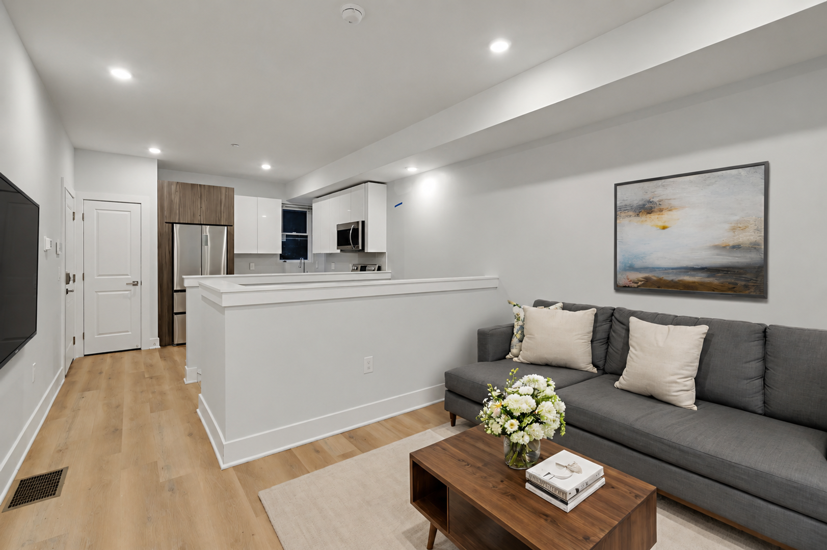 Philadelphia Apartment: 1723 Memorial Ave