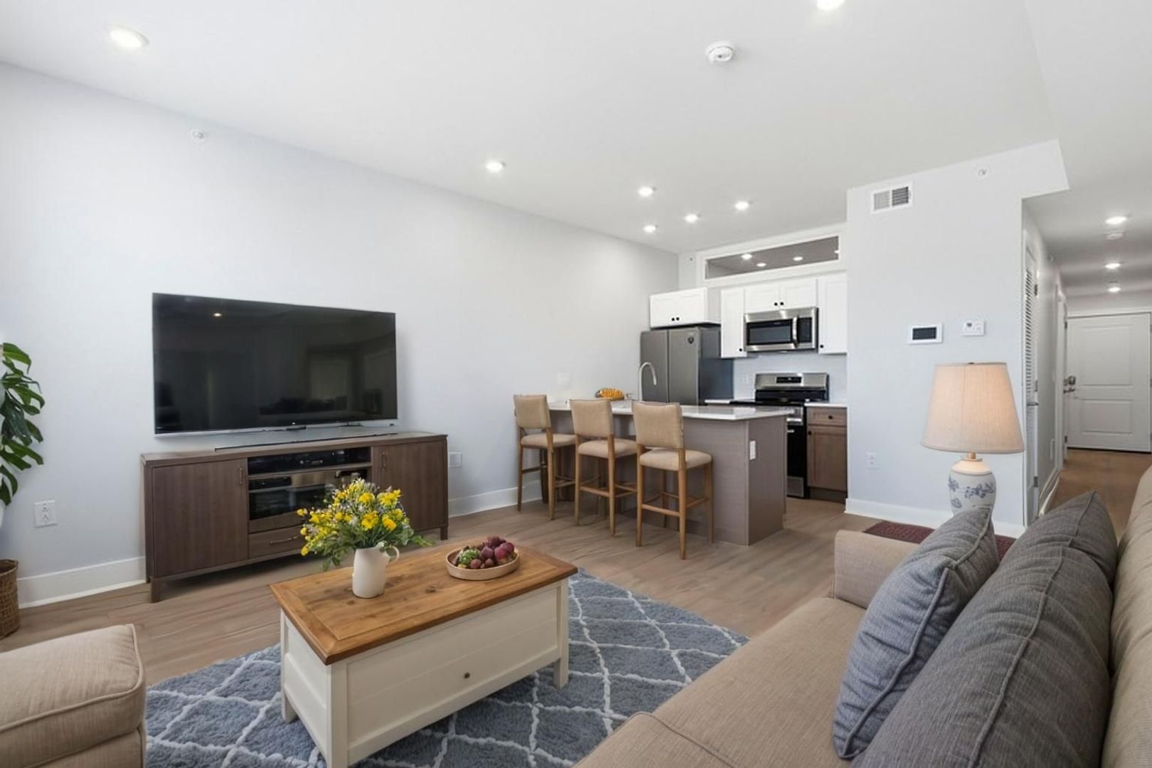 Philadelphia Apartment: 4140 W Girard Ave