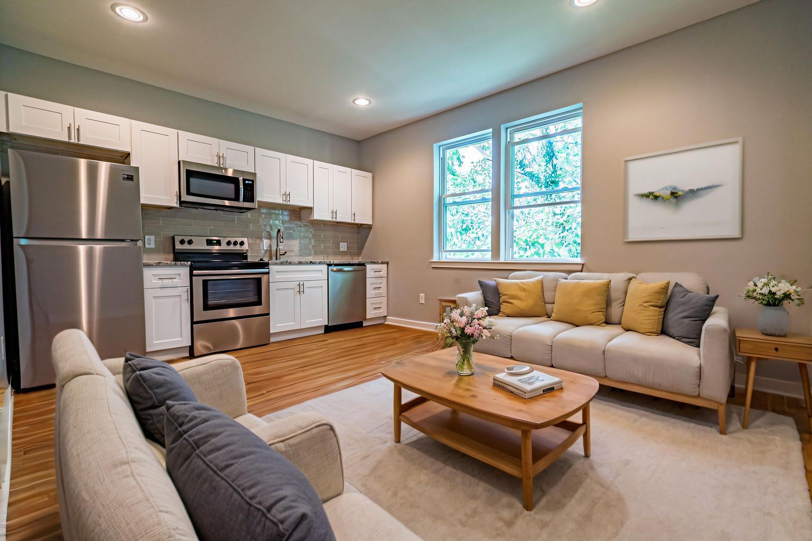 Philadelphia Apartment: 3815 Haverford Ave