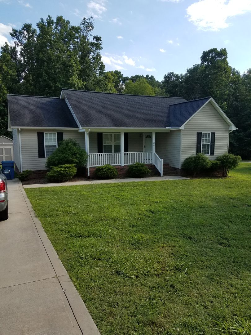 Maiden House: 104 E Pine Street