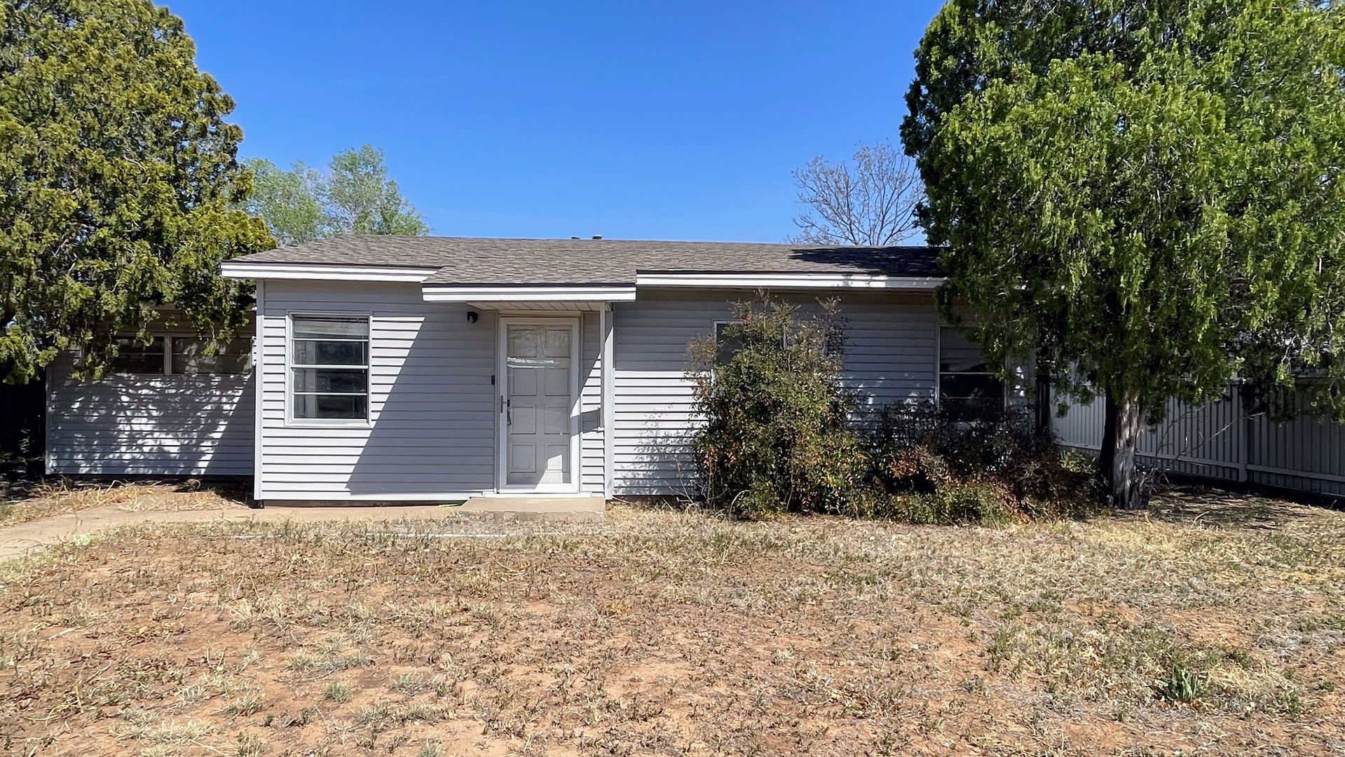 Snyder House: 3718 Avenue V