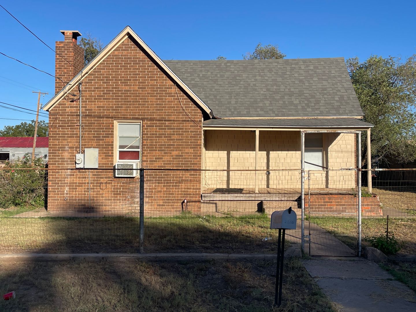 Charming 2‑Bed, 1‑Bath with Modern Upgrades