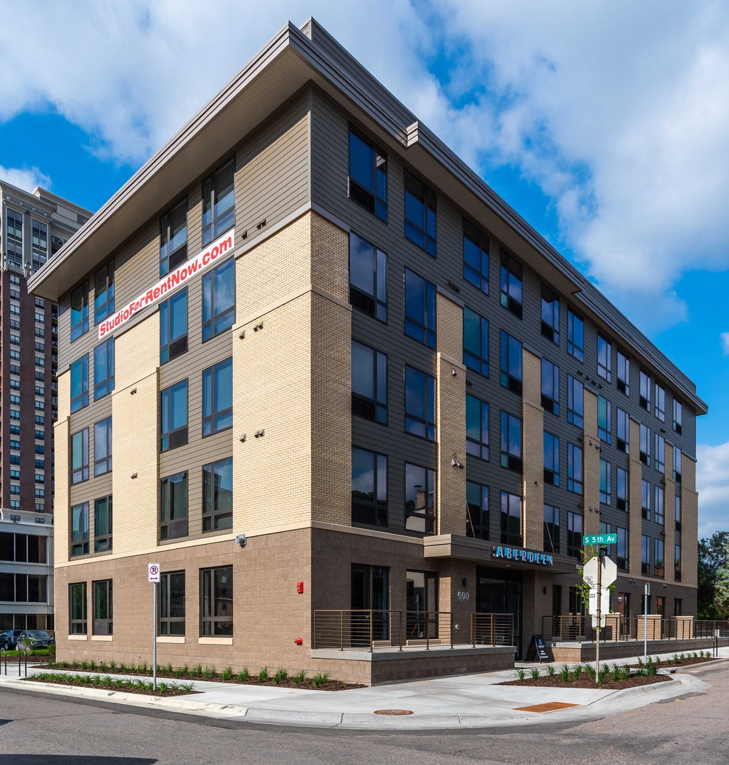 Minneapolis Apartment: 500 East 14th Street