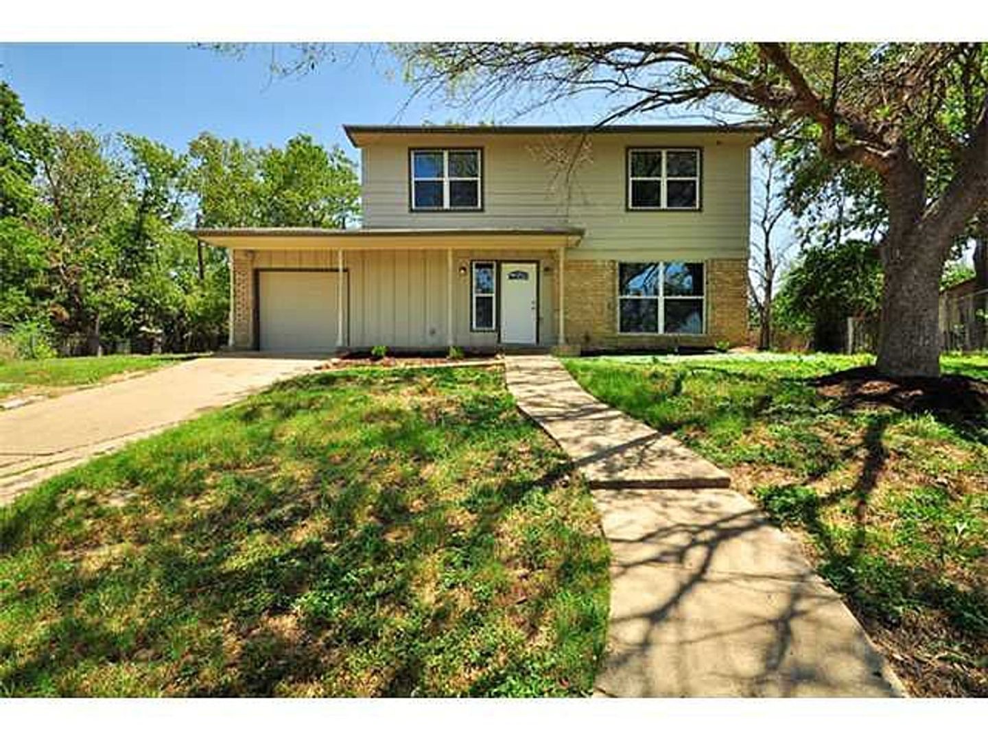Austin House: 6812 Syracuse Cv