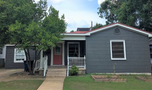 1020 Ellingson Lane, Unit A – photo 1