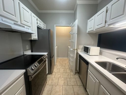 1 Bed 1 Bath Rental at 12166 Metric Blvd #2006, Austin, TX – photo 1